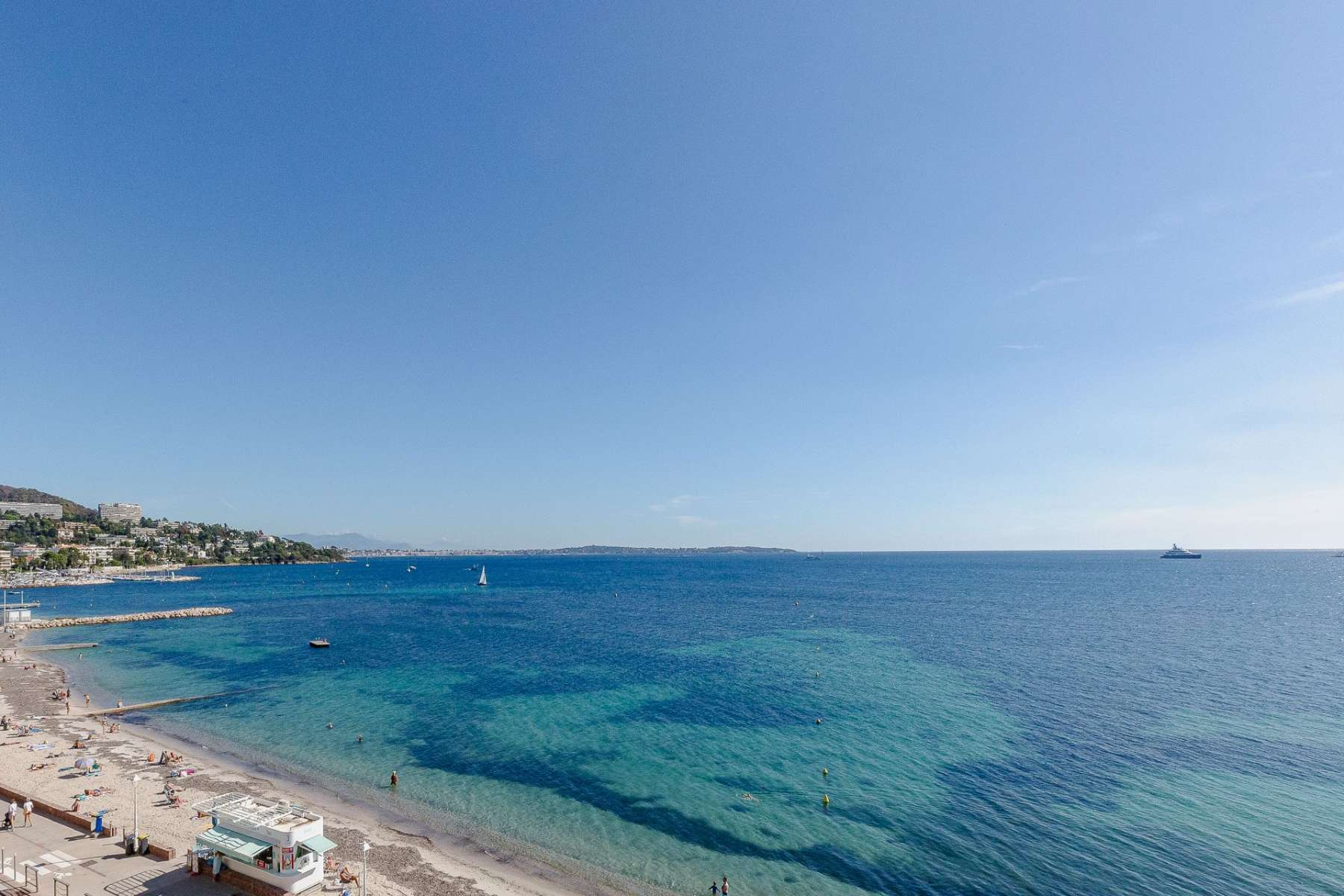 Оренда апартаментів біля моря в Cannes