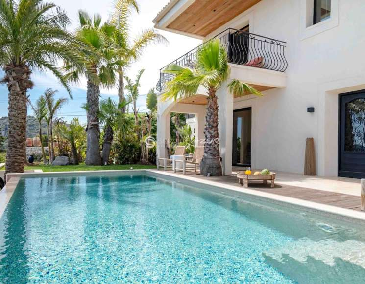 Sea view 6 bedroom home close to Monaco - ref 3070